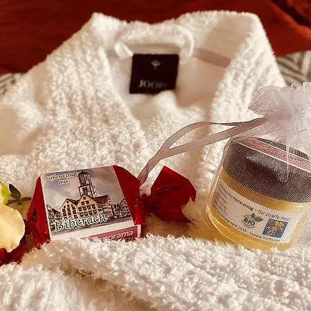 Panorama-uebernachtungen * Biberach-Ummendorf