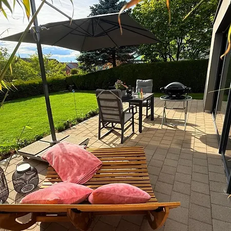Panorama-uebernachtungen - 4 Sterne Dtv - Eigene Terrasse Mit Garten - Infrarot-sauna Mit Dampfbad *