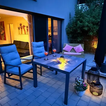 Panorama-uebernachtungen - 4 Sterne Dtv - Eigene Terrasse Mit Garten - Infrarot-sauna Mit Dampfbad *