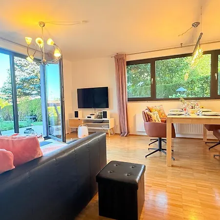 Panorama-uebernachtungen - 4 Sterne Dtv - Eigene Terrasse Mit Garten - Infrarot-sauna Mit Dampfbad *