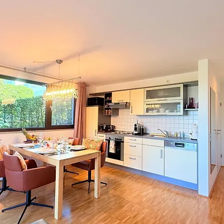 Panorama-uebernachtungen - 4 Sterne Dtv - Eigene Terrasse Mit Garten - Infrarot-sauna Mit Dampfbad Biberach an der Riß