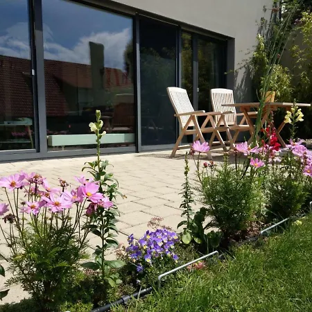 Panorama-uebernachtungen * Biberach-Ummendorf